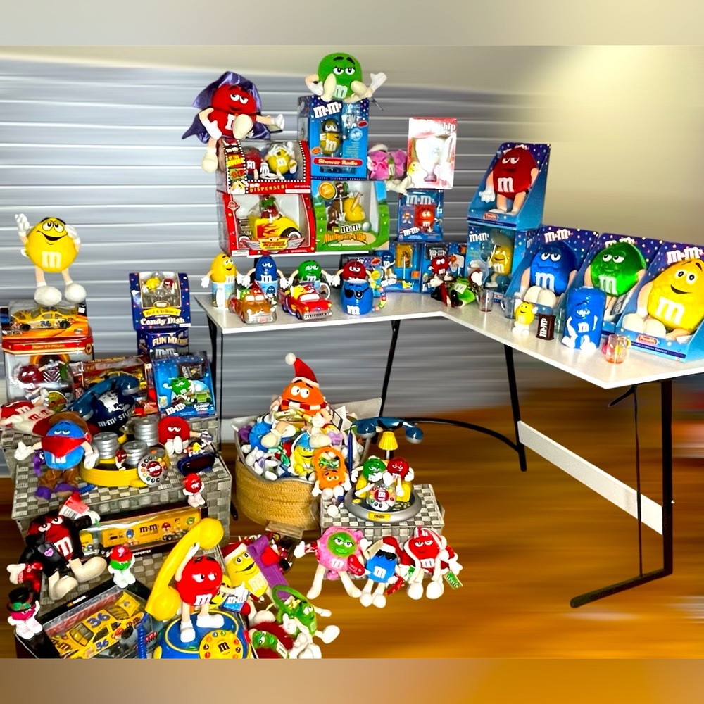 🍬 M&M Collectibles Galore – Rare Finds, Brand New! 🍭